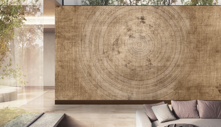 EM1301_770x445px